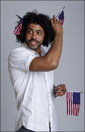 daveed_diggs005 (1000x1550, 215 kБ...)